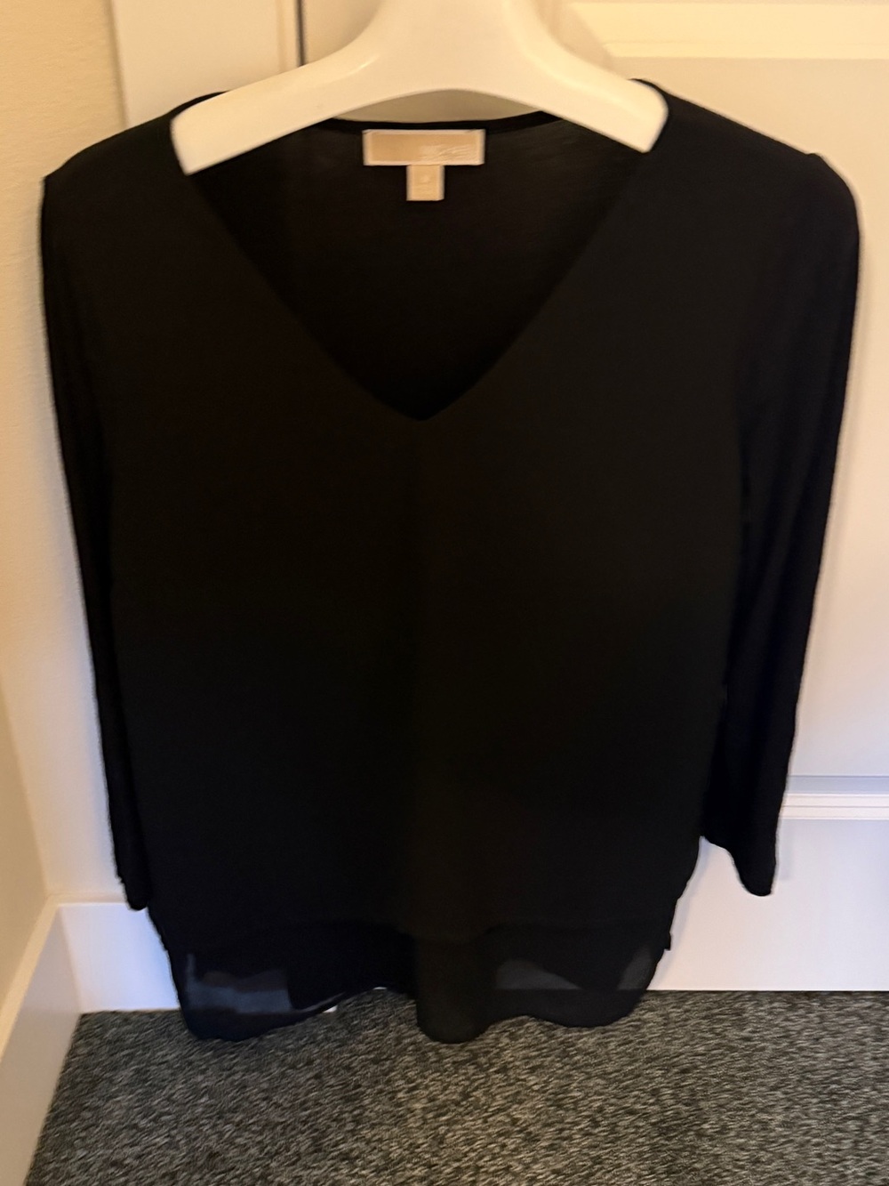 Michael Kors Black V-Neck Long Sleeve Layered-Hem Top